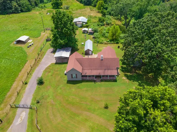 890 Fitts Ross Rd, Bolivar, TN 38008