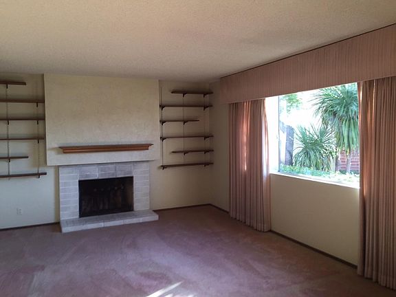 Living Room with Fireplace