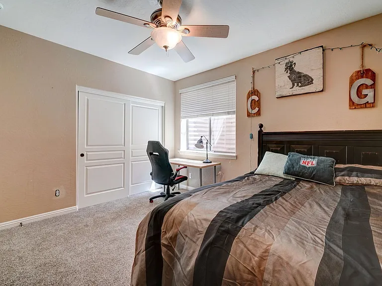 4221 S Danyell Dr — Photo 40