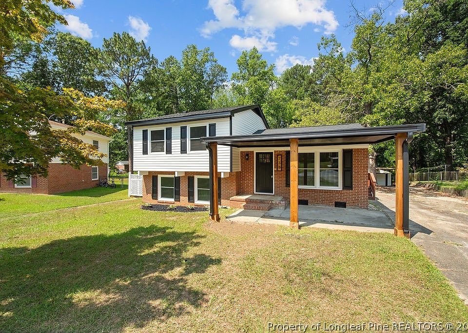 736 Burgoyne Drive, Fayetteville