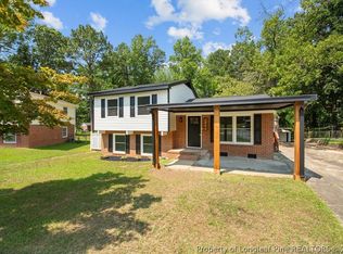 736 Burgoyne Dr, Fayetteville, NC 28314