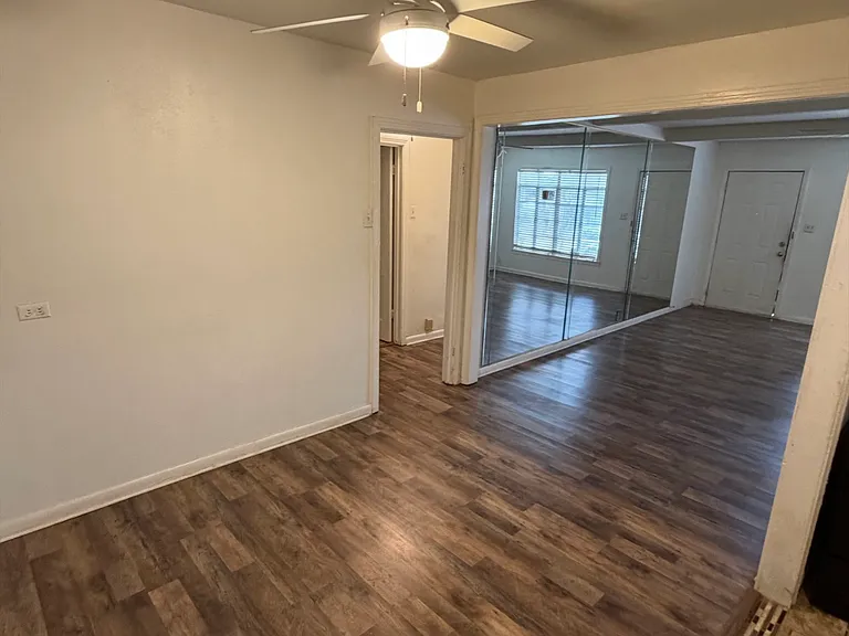 1438 Center St #1 — Photo 4