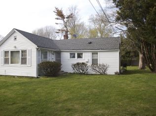 10 Jackson St, East Hampton, NY 11937