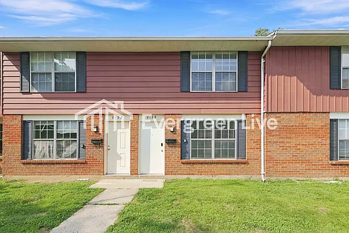 8129 Mount Aetna St Photo 1