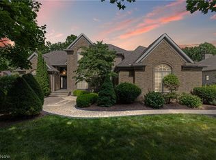 4056 Glenmoor Rd NW, Canton, OH 44718