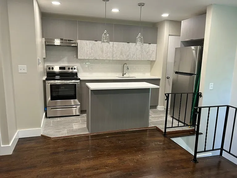 286 S Center St #16 — Photo 7