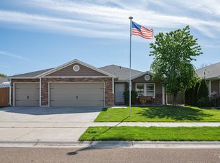 10 N Zion Park Dr, Nampa, ID 83651