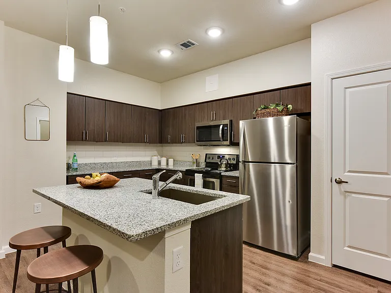 Eastridge — Photo 80