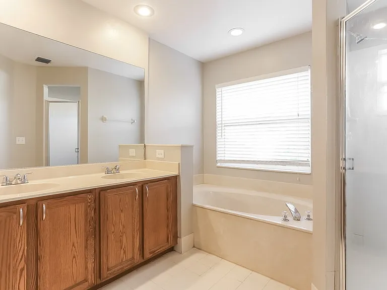 7304 Nautica Way — Photo 12