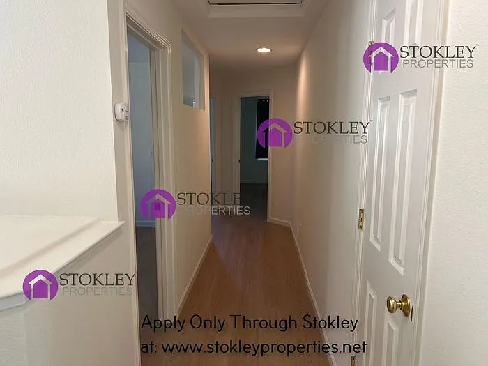 1 Addison Ct — Photo 26