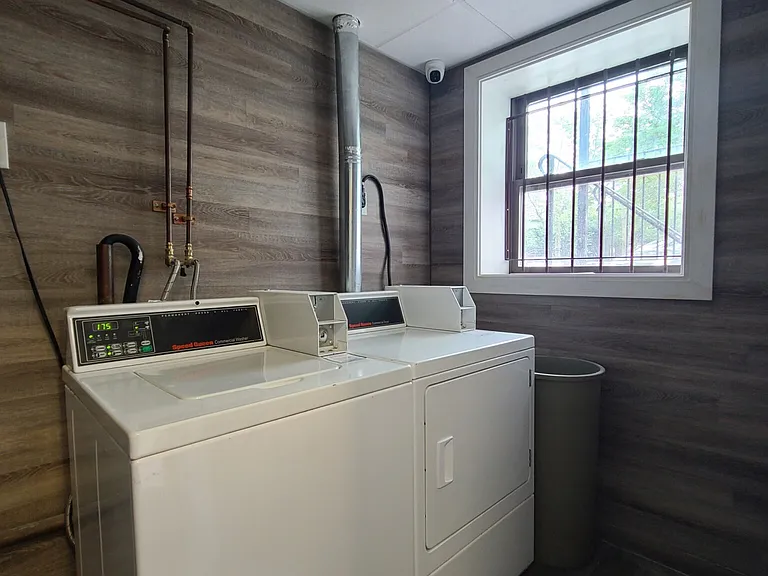 19 Carson St #6C — Photo 12