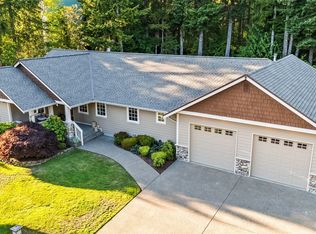 140 E Sterling Dr, Allyn, WA 98524