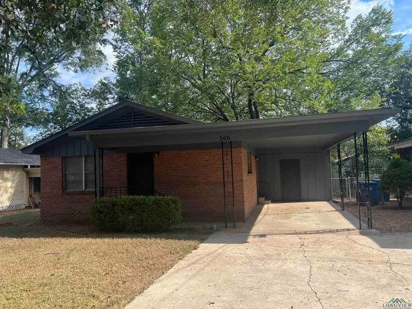 206 Nathan St, Marshall, TX 75670