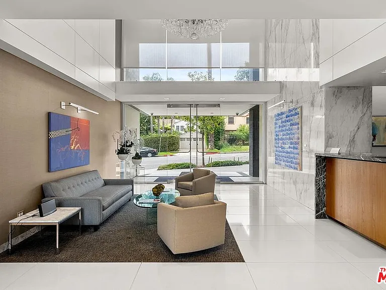 838 N Doheny Dr #402 — Photo 19