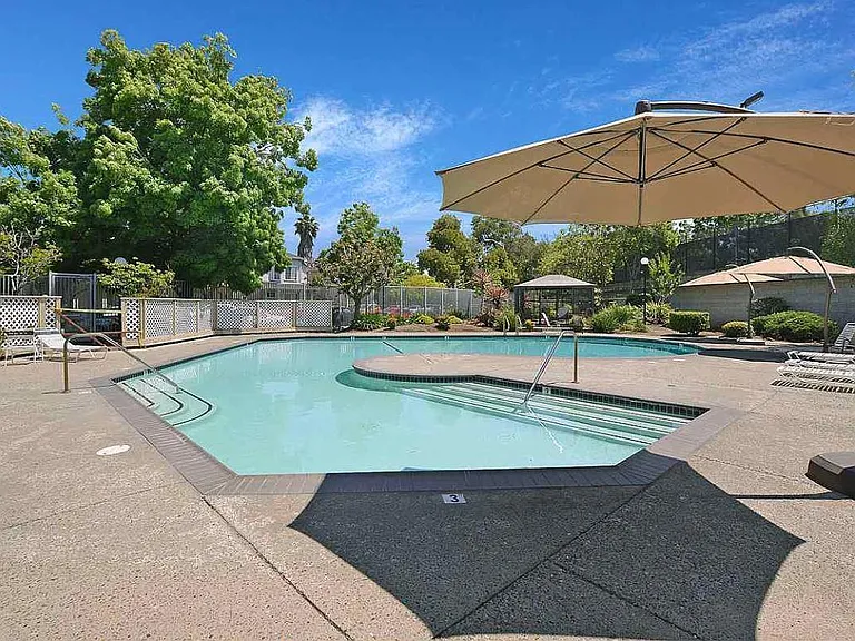 39907 Parada St #B — Photo 20