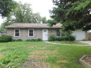 73 Pueblo Rd, Montgmry, IL 60538