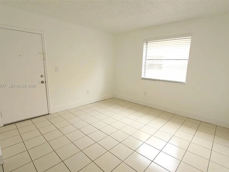 650 NW 114th Ave #101 — Photo 2