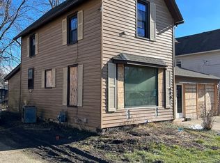 449 1st St, Marseilles, IL 61341