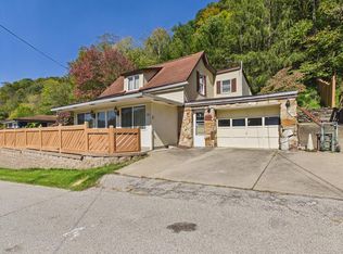 21 Alfred St, Wheeling, WV 26003