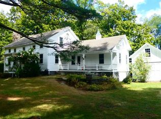 4 Capen St, Worthington, MA 01098