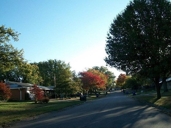 4th image of 6867 Packingham Dr