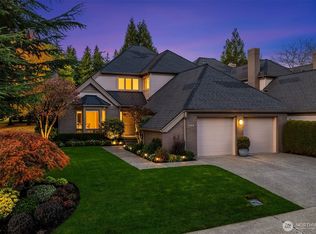 1728 Bellevue Way NE, Bellevue, WA