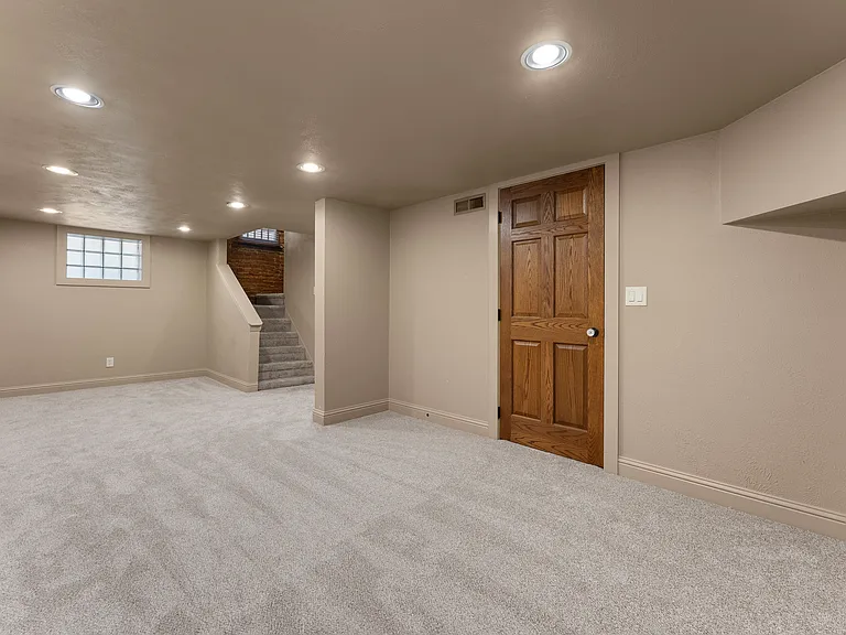 1670 Steele St #1 — Photo 21