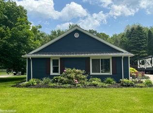 4222 Parker Rd, Fort Gratiot, MI 48059