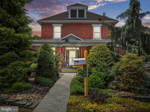 262 N Carlisle St, Greencastle, PA 17225