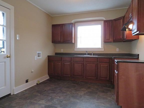 5th image of 1604 S Michelle Cir