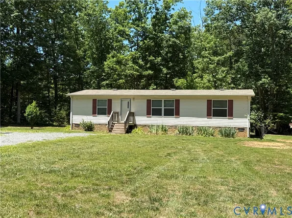 184 Ivy Rd, Howardsville, VA 24562