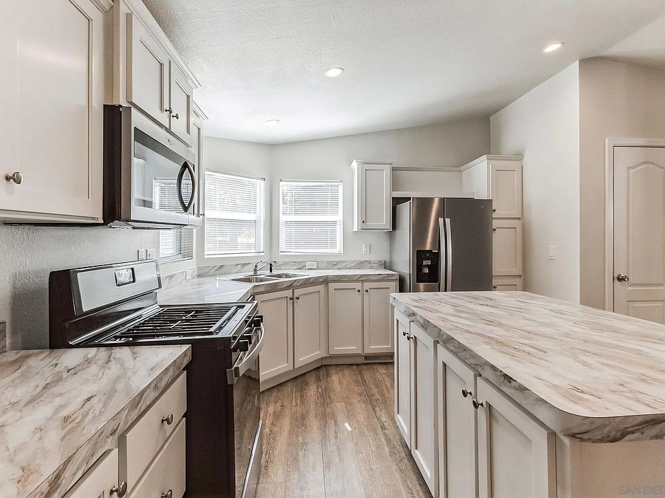 1st image of 22899 Byron Rd #35