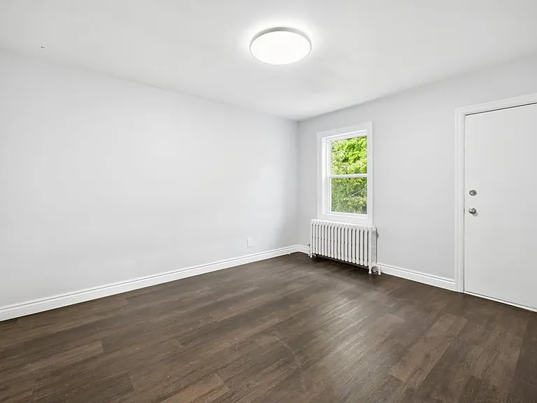 383 Main St #3 — Photo 8