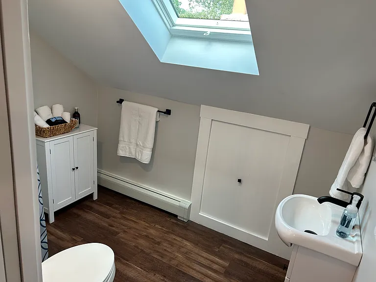326 Thames St #3 — Photo 6