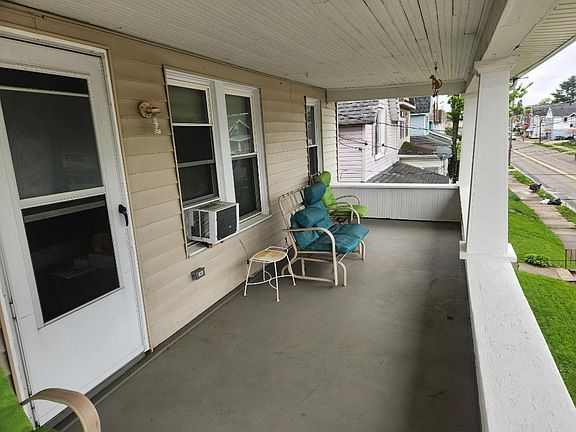 4th image of 1149 E 26th St