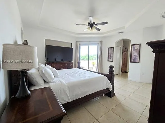15350 SW 11th St — Photo 4