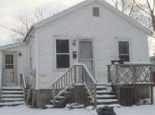 3013 61st St, Kenosha, WI 53142