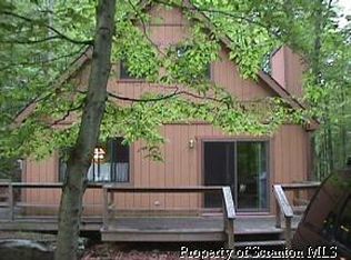 3264 Northgate Rd, Lake Ariel, PA 18436