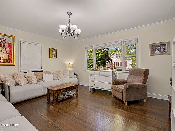 5th image of 37 Pemberwick Rd