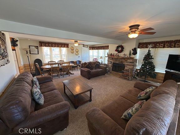 3rd image of 32983 Canyon Dr