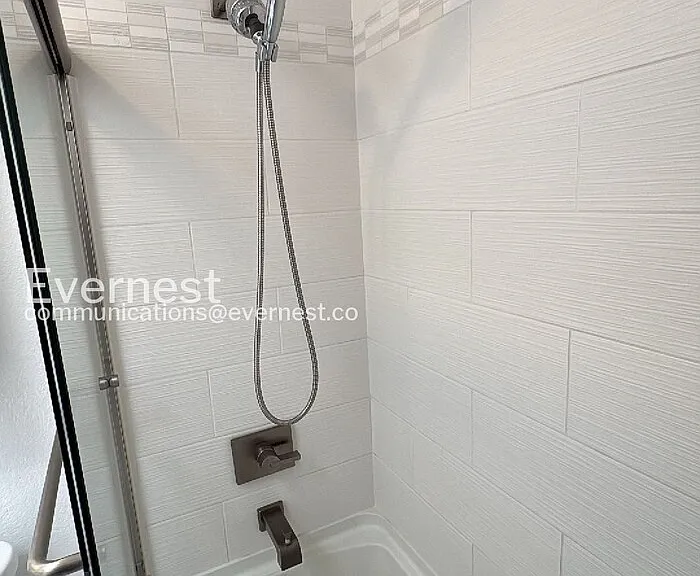 380 Monterey Blvd #302 — Photo 14