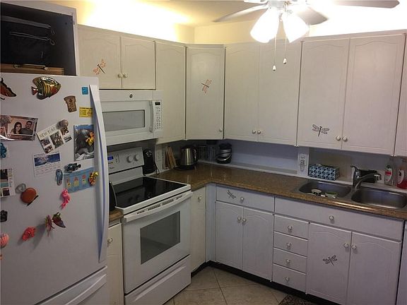 2nd image of 4025 Ventnor H #4025