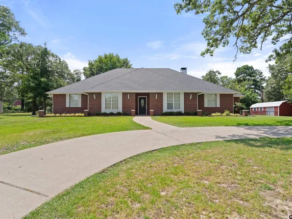 17681 Huckleberry Cir, Lindale, TX 75771