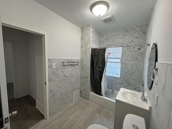 5th image of 3282-3284 N 30th St #3282