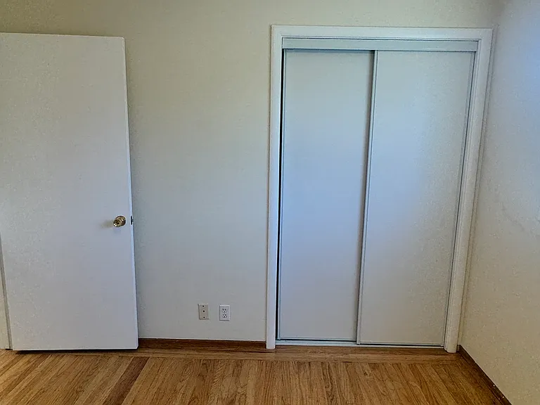 2652 Quintara St — Photo 13