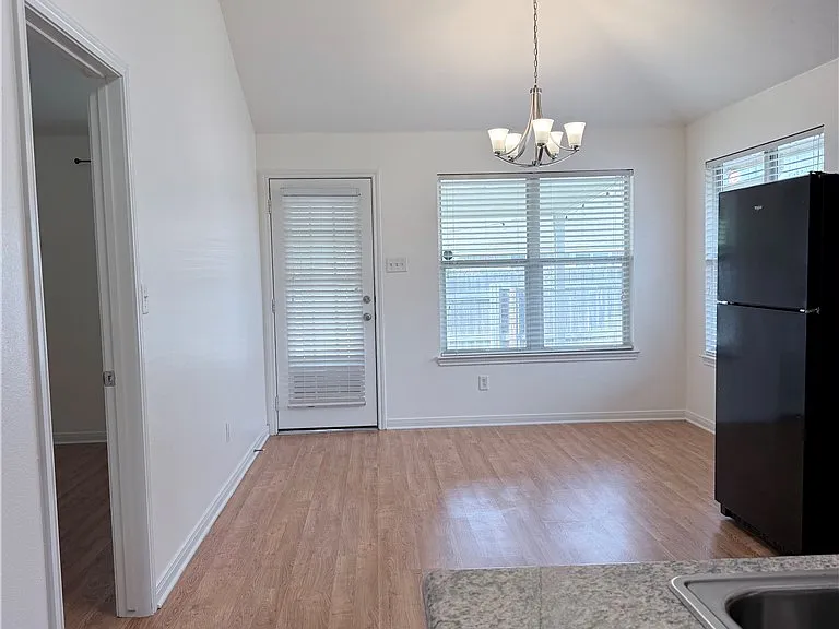 1029 Fallbrook Loop — Photo 9
