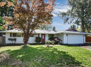 1570 NE 17th St, Gresham, OR 97030