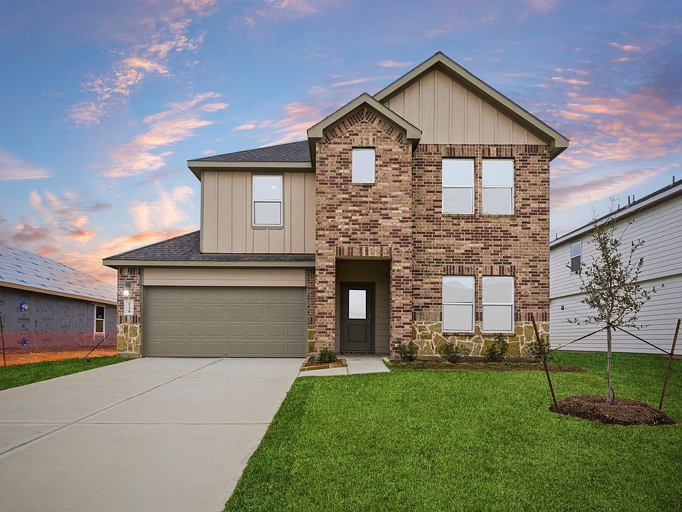 1st image of 4811 Lemon Grove Dr
