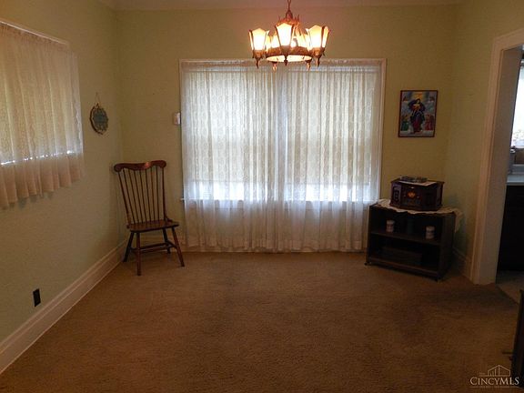4th image of 1535 Manss Ave