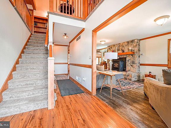 5th image of 35540 Janus Ct